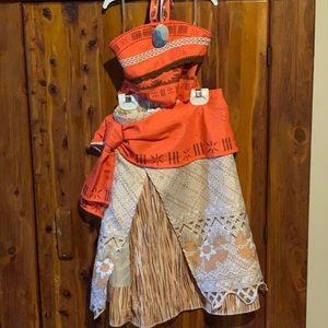 children’s Moana costume
